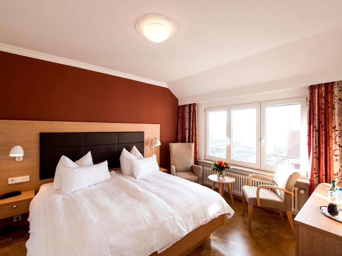 Hotel Ochsen Uberlingen Bagian luar foto