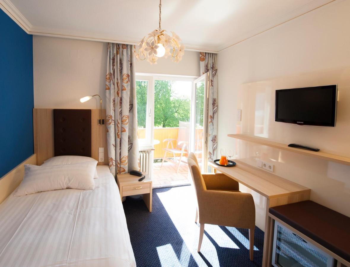 Hotel Ochsen Uberlingen Bagian luar foto