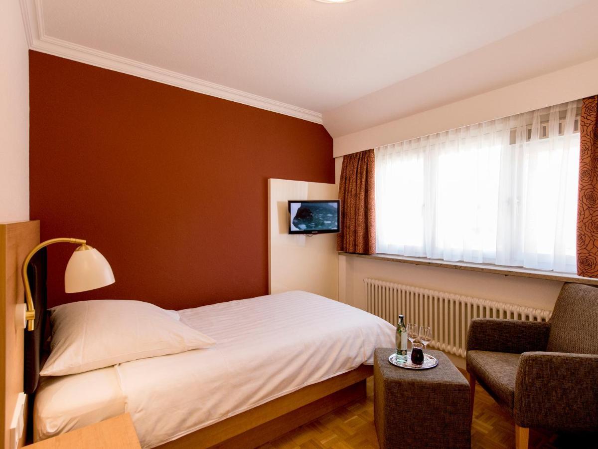 Hotel Ochsen Uberlingen Bagian luar foto